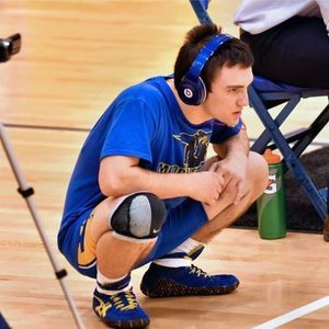 Meet your Posher, Logan